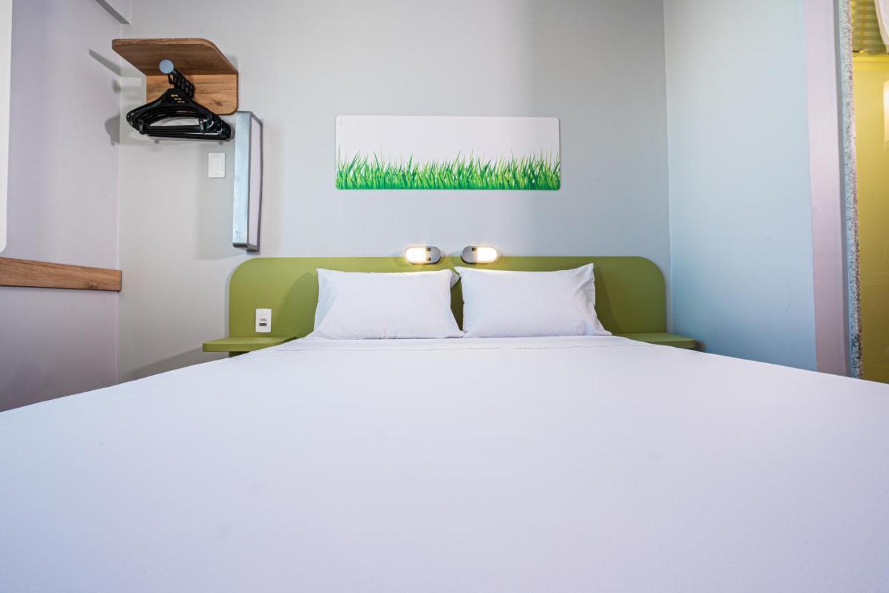 Ibis Budget Fortaleza Praia De Iracema מראה חיצוני תמונה