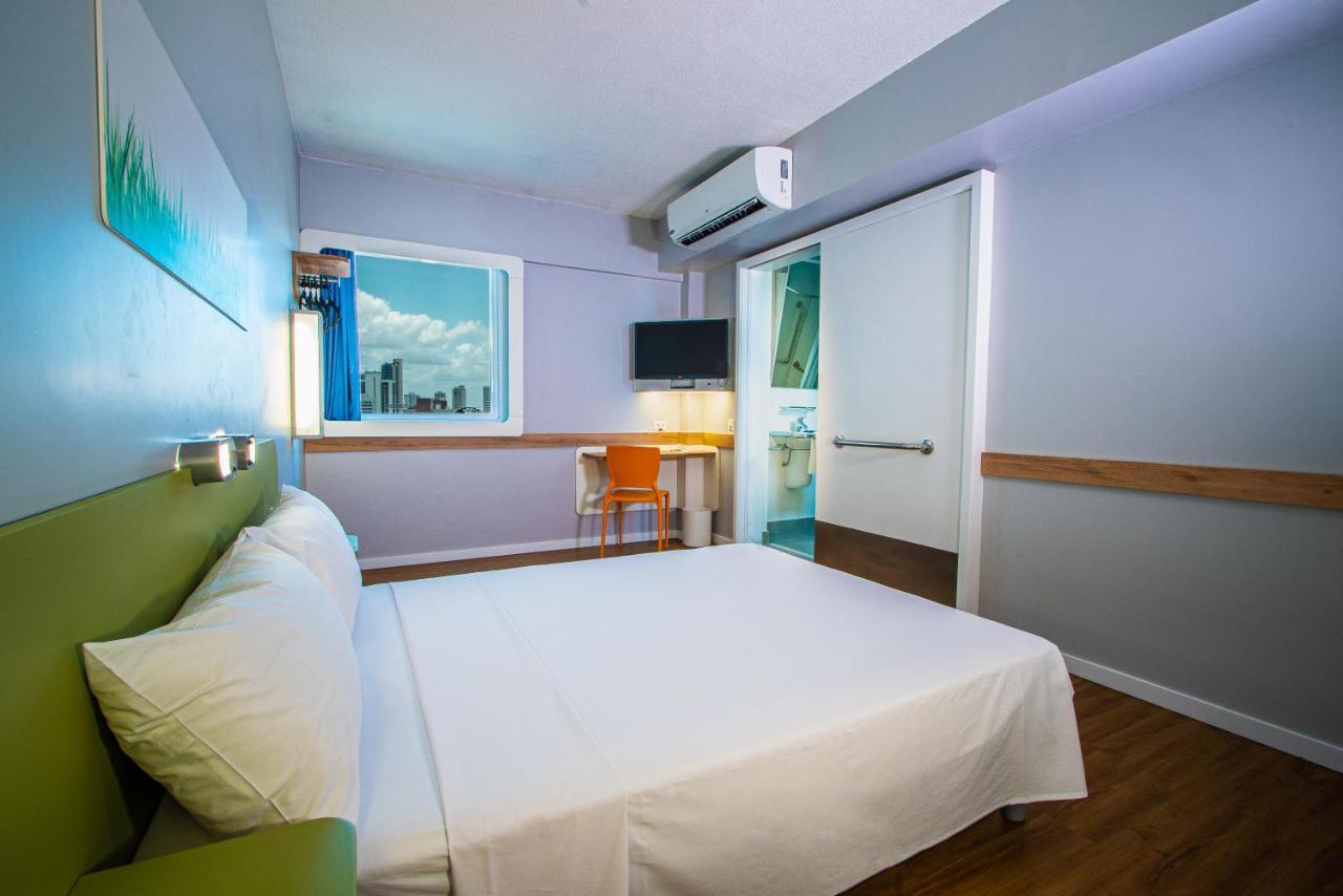 Ibis Budget Fortaleza Praia De Iracema מראה חיצוני תמונה