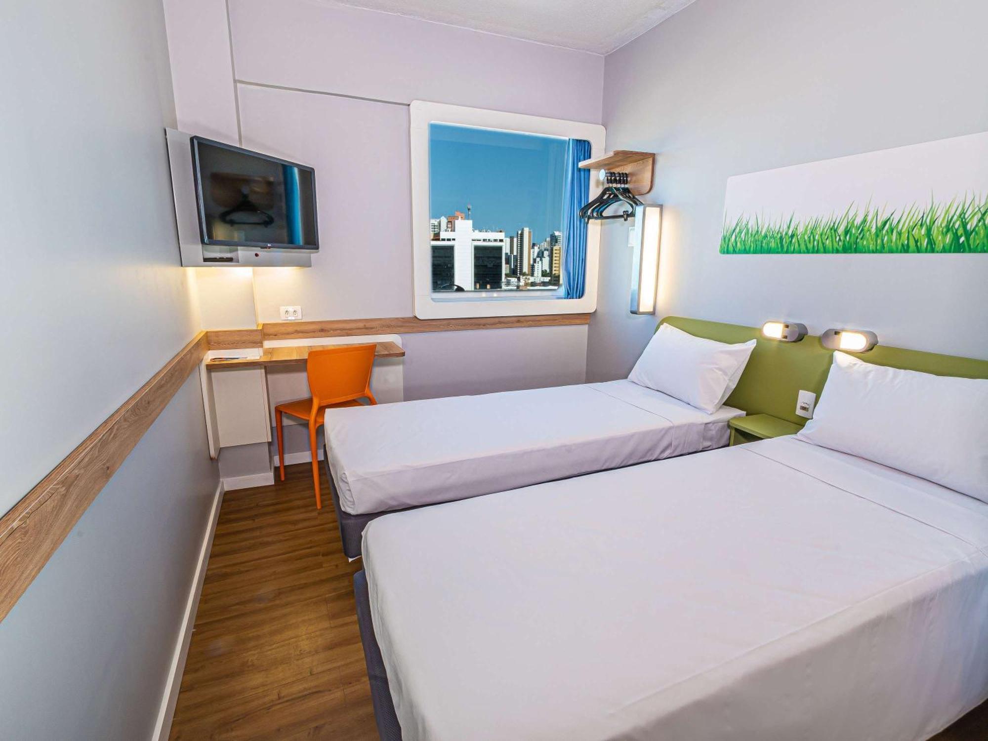 Ibis Budget Fortaleza Praia De Iracema מראה חיצוני תמונה