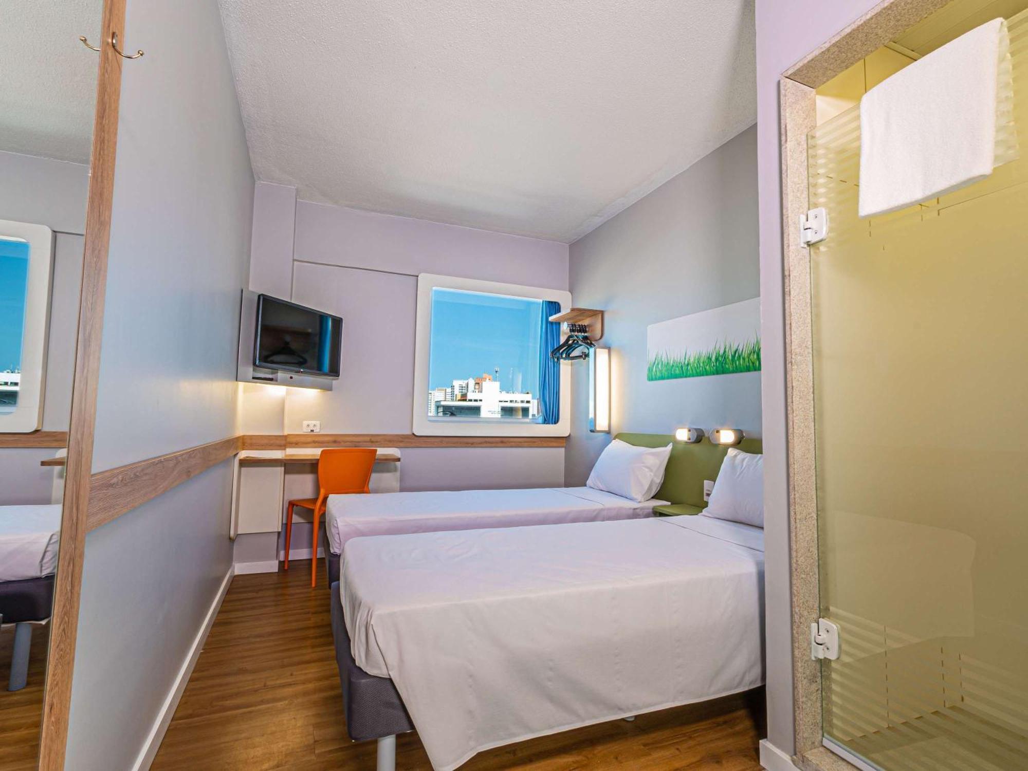 Ibis Budget Fortaleza Praia De Iracema מראה חיצוני תמונה